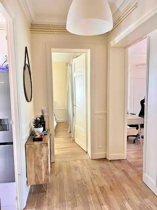 2-Bed Room Cosy Apartment - Central Location Paris
